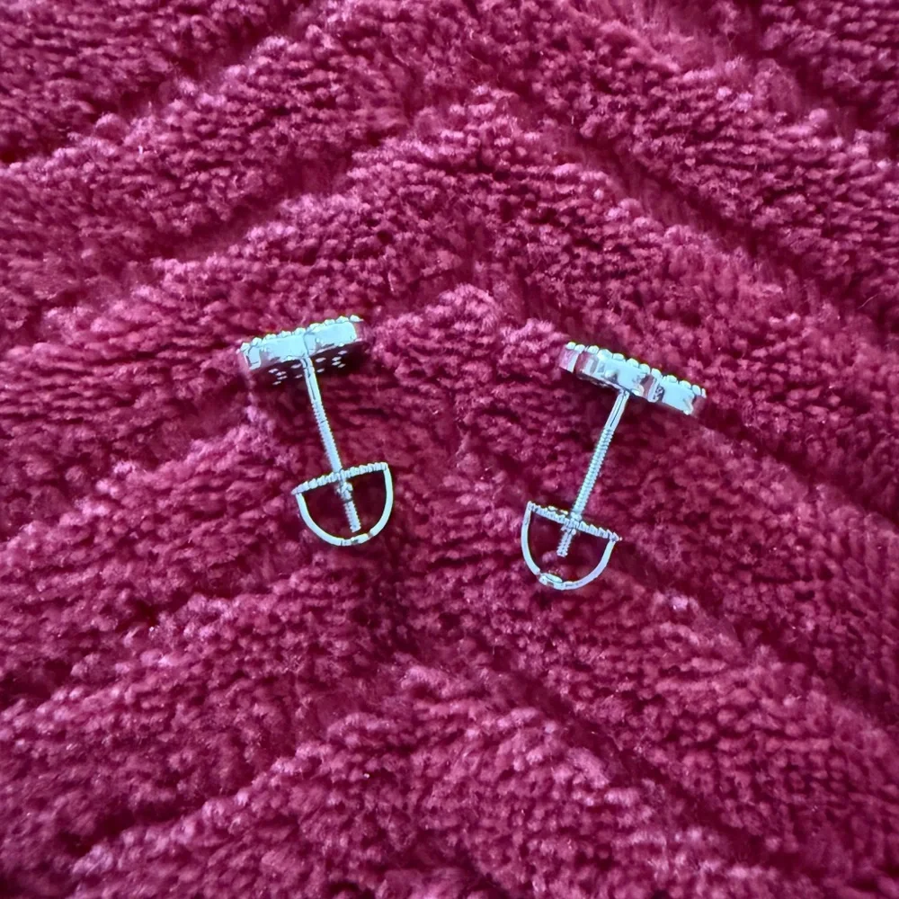 Moissanite Clover Earrings NEW in Sterling Silver with Box - Picture 4 of 6